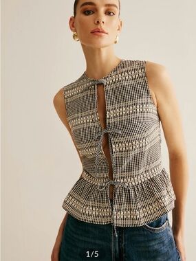 COMMENSE Black and White Tie-Front Peplum Top, NWT, Size Large